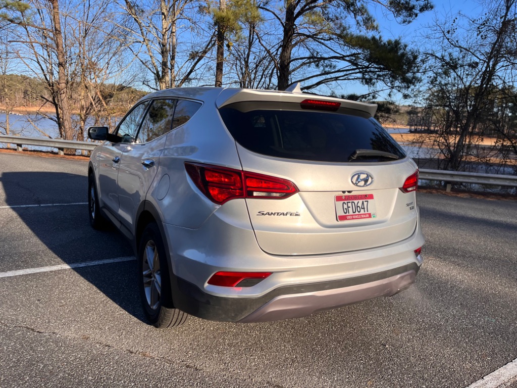 2017 Hyundai Santa Fe - $10,000