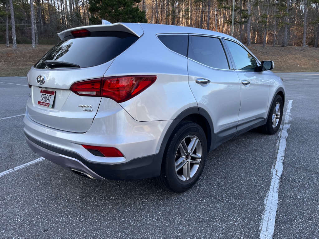 2017 Hyundai Santa Fe - $10,000