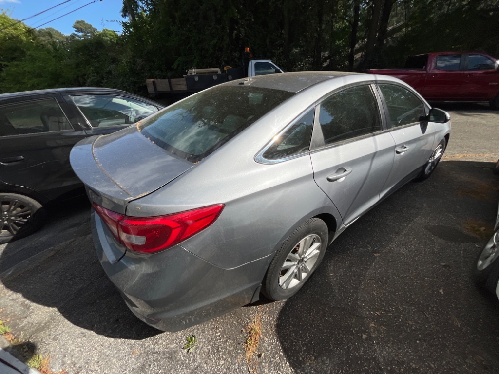 2015 Hyundai Sonata - $7,500