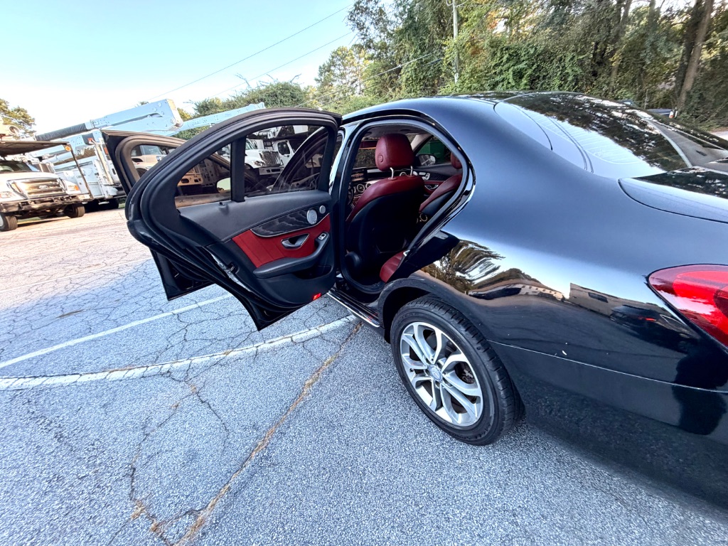 2015 Mercedes-Benz C-Class - $12,500