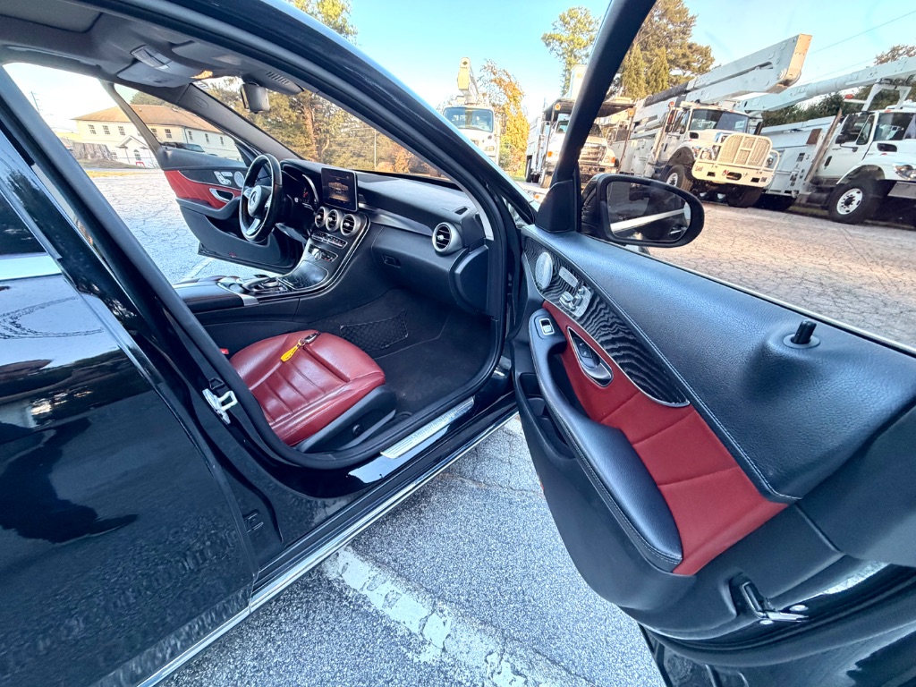 2015 Mercedes-Benz C-Class - $12,500