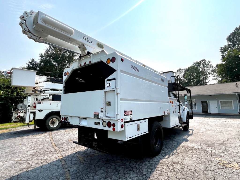 2015 Ford F750 - $40,000