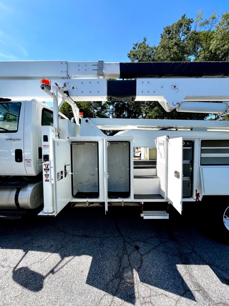 2011 International Sx537 - $56,000