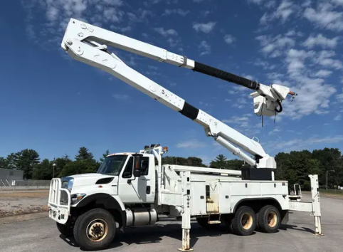 2011 INTERNATIONAL 7500 - $37,000