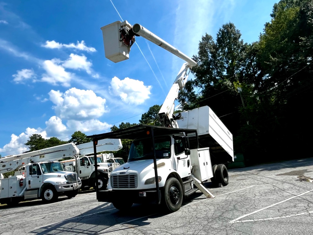 2011 Freightliner M2 - $29,000