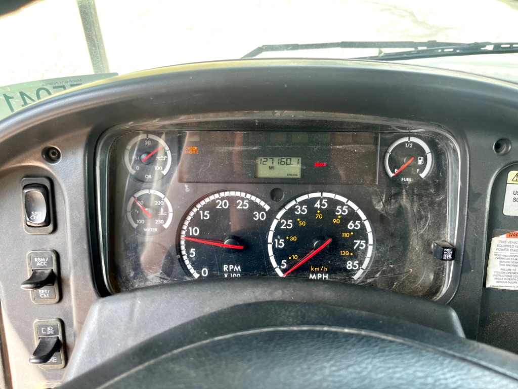 2011 Freightliner M2 - $29,000