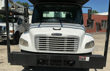 2011 Freightliner M2 - $29,000