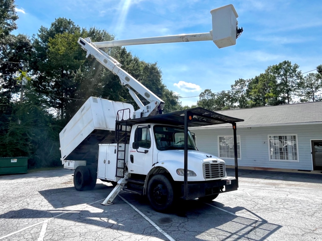 2011 Freightliner M2 - $29,000