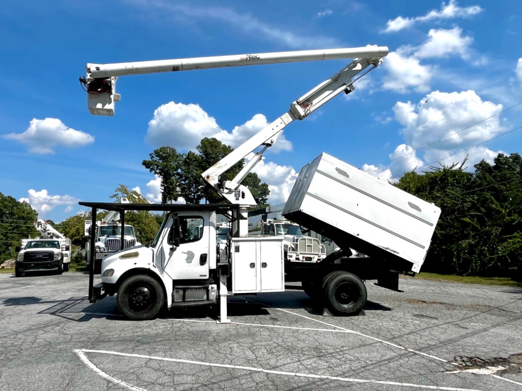 2011 Freightliner M2 - $29,000