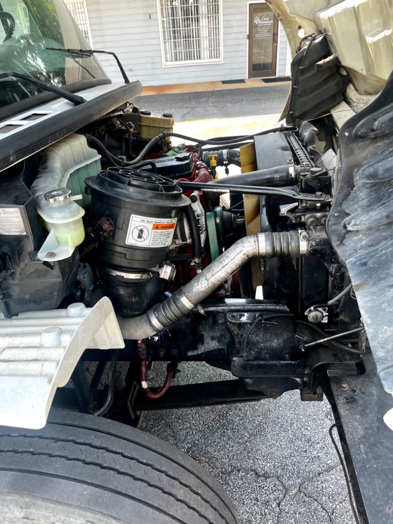 2011 Freightliner M2 - $29,000