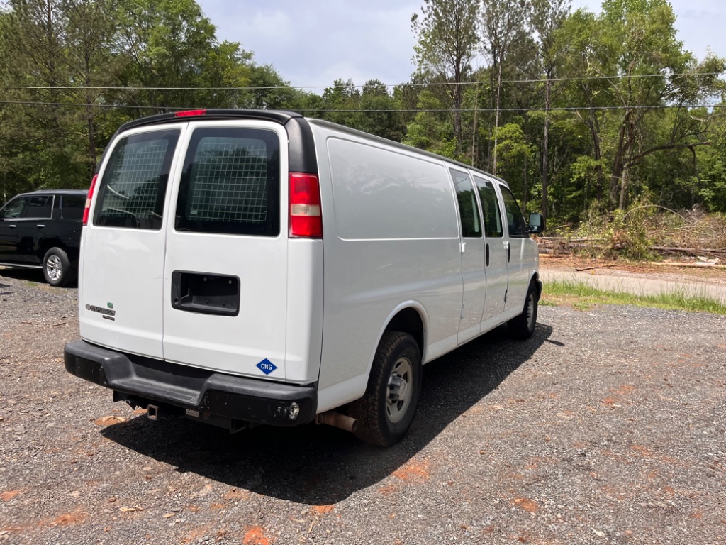 2015 Chevrolet G2500 Vans  photo