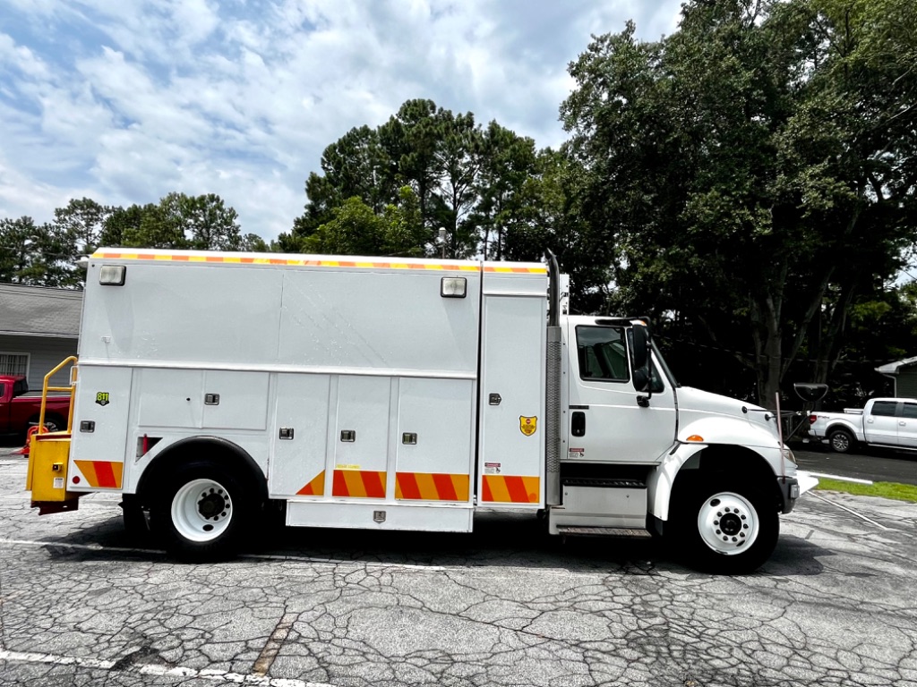 2016 International 4400 - $18,999