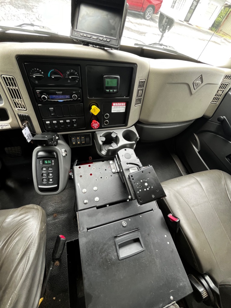 2016 International 4400 - $18,999