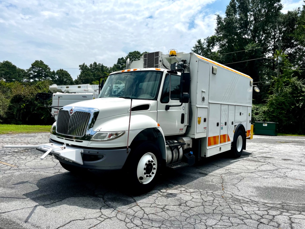 2016 International 4400 - $18,999