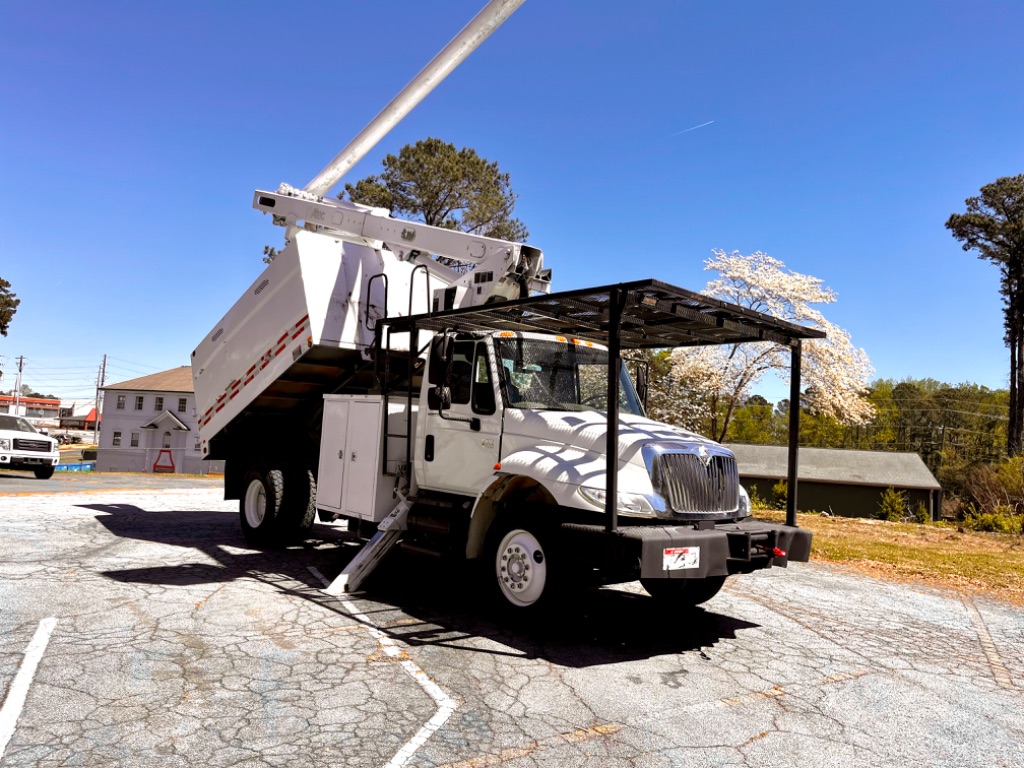 2015 Ford F-750 - $28,000
