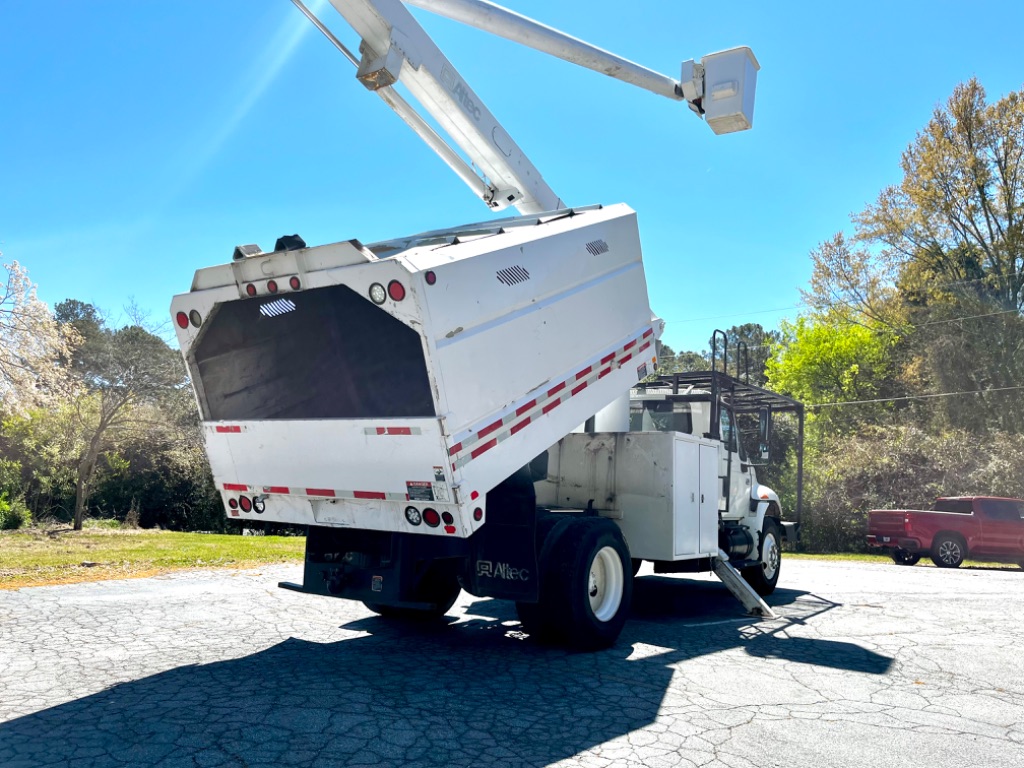 2015 Ford F-750 - $28,000