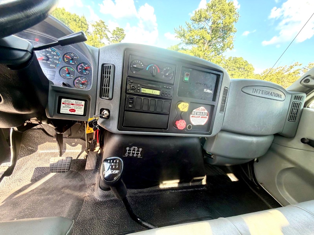 2007 International Sf625 - $33,000