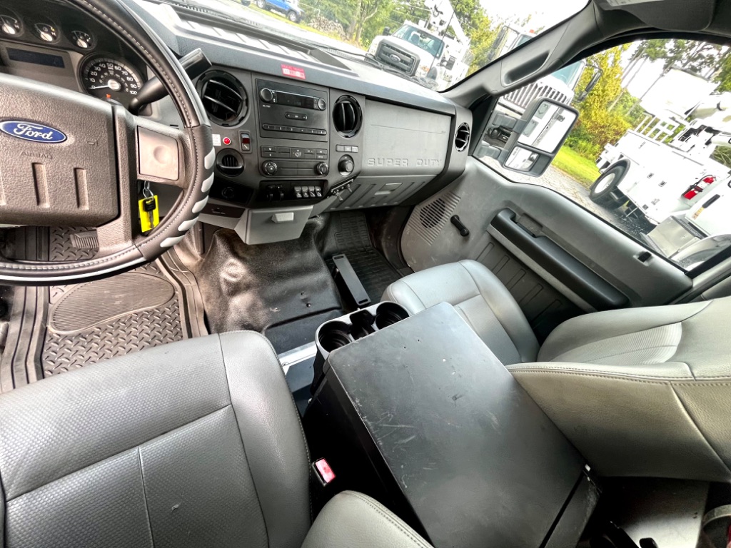 2012 Ford F-450 - $21,500