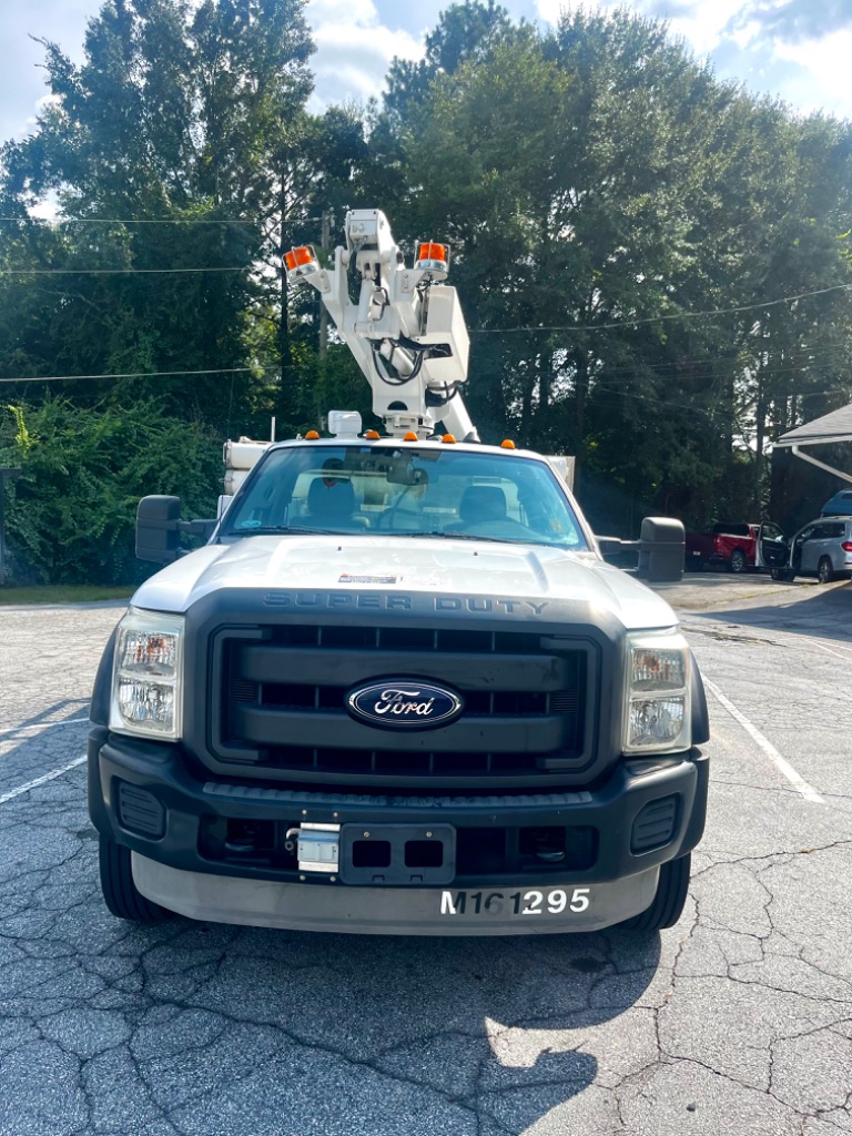 2012 Ford F-450 - $21,500