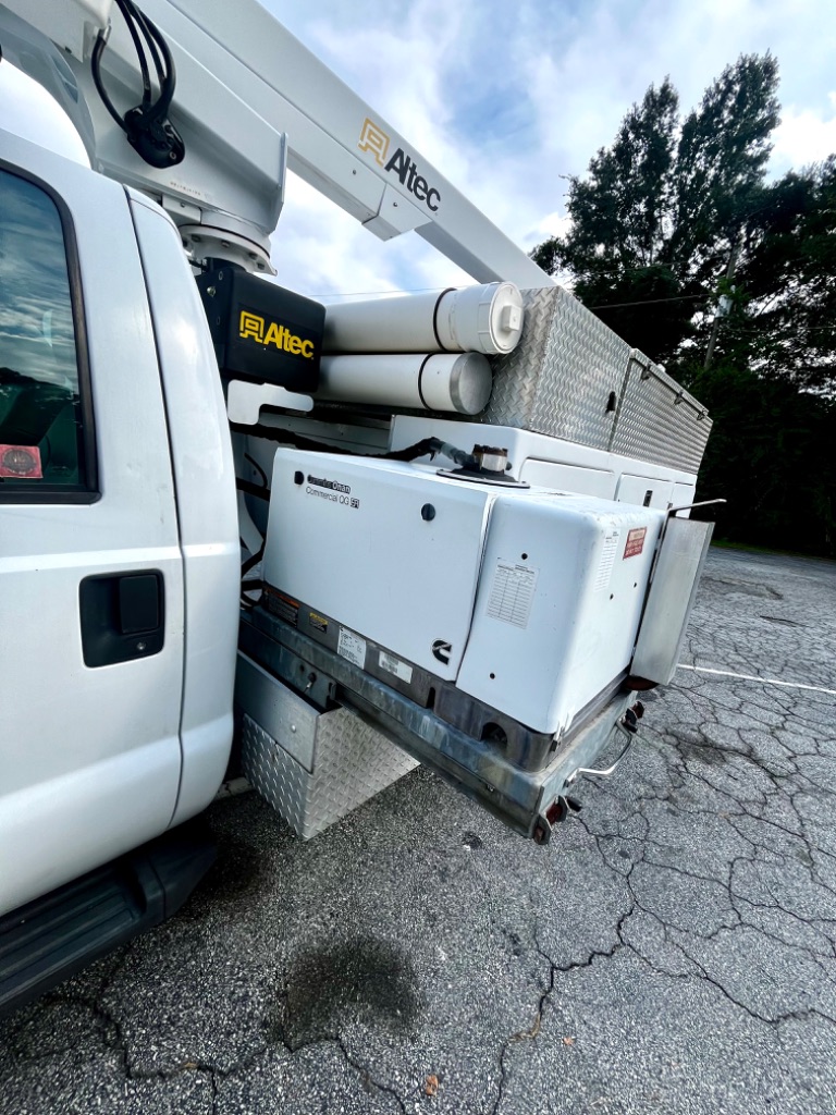 2012 Ford F-450 - $21,500