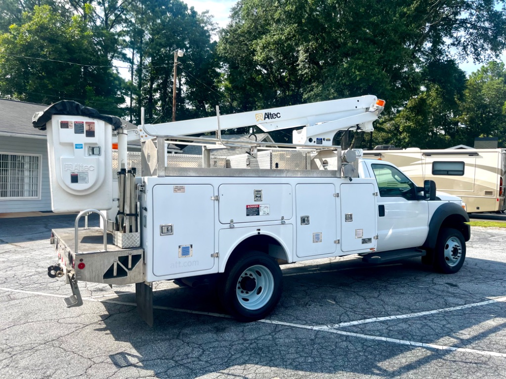 2012 Ford F-450 - $21,500