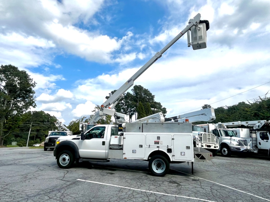 2012 Ford F-450 - $21,500