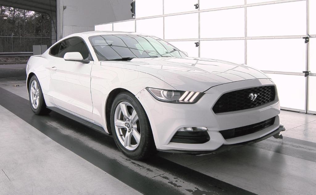 2016 Ford Mustang images