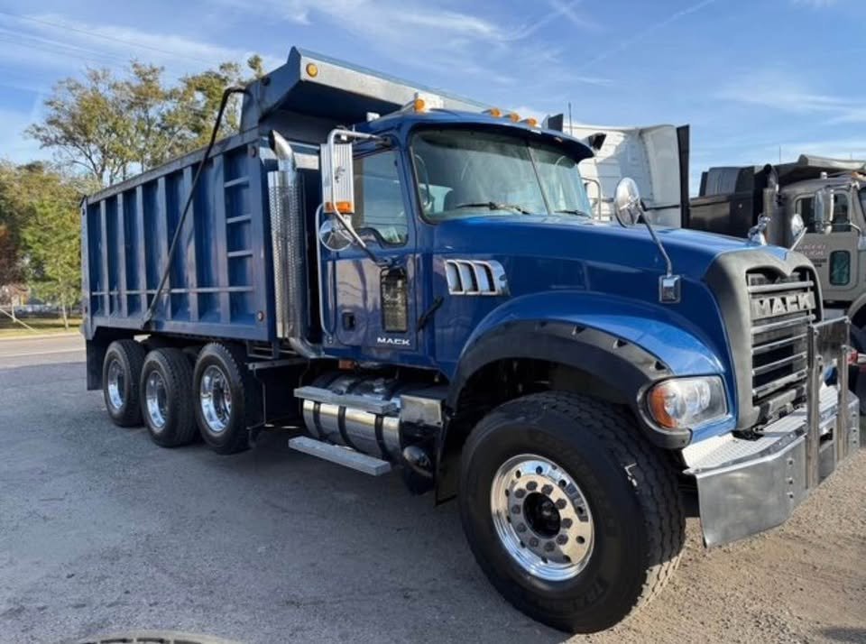 2007 Mack CTP713 Granite