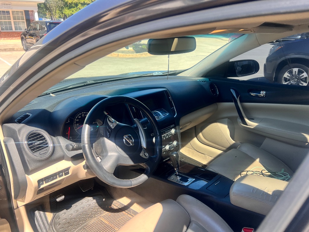2013 Nissan Maxima - $7,999