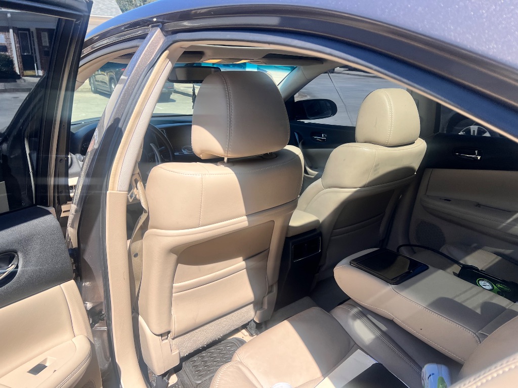 2013 Nissan Maxima - $7,999