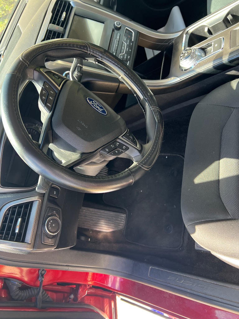 2015 Ford Fusion - $8,999