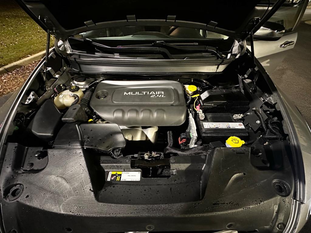2016 Jeep Cherokee Sport photo