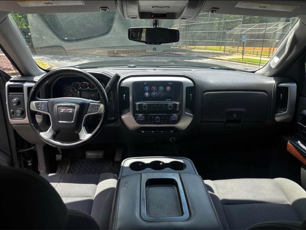 2015 GMC Sierra 1500 - $20,000