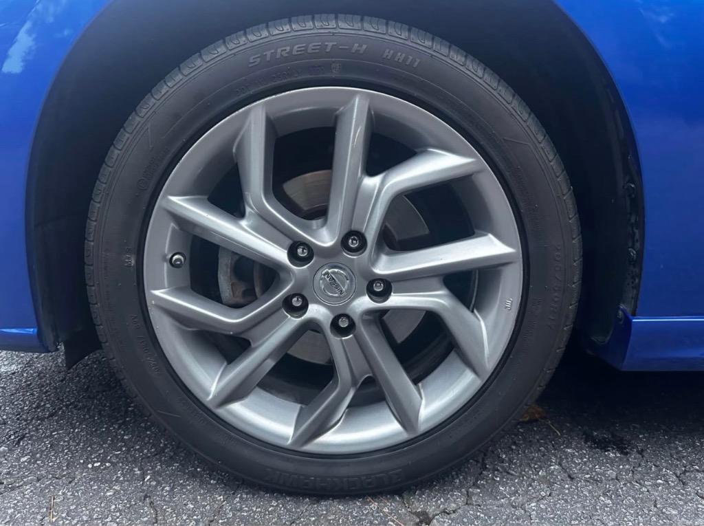 2015 Nissan Sentra SR photo