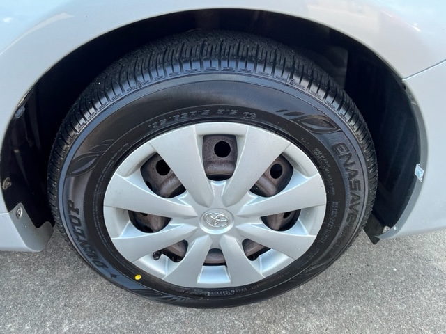 2009 Toyota Corolla LE photo