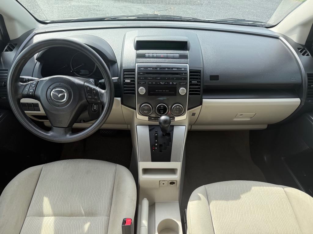 2008 Mazda Mazda5 Sport photo