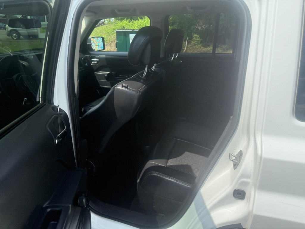 2016 Jeep Patriot Sport photo