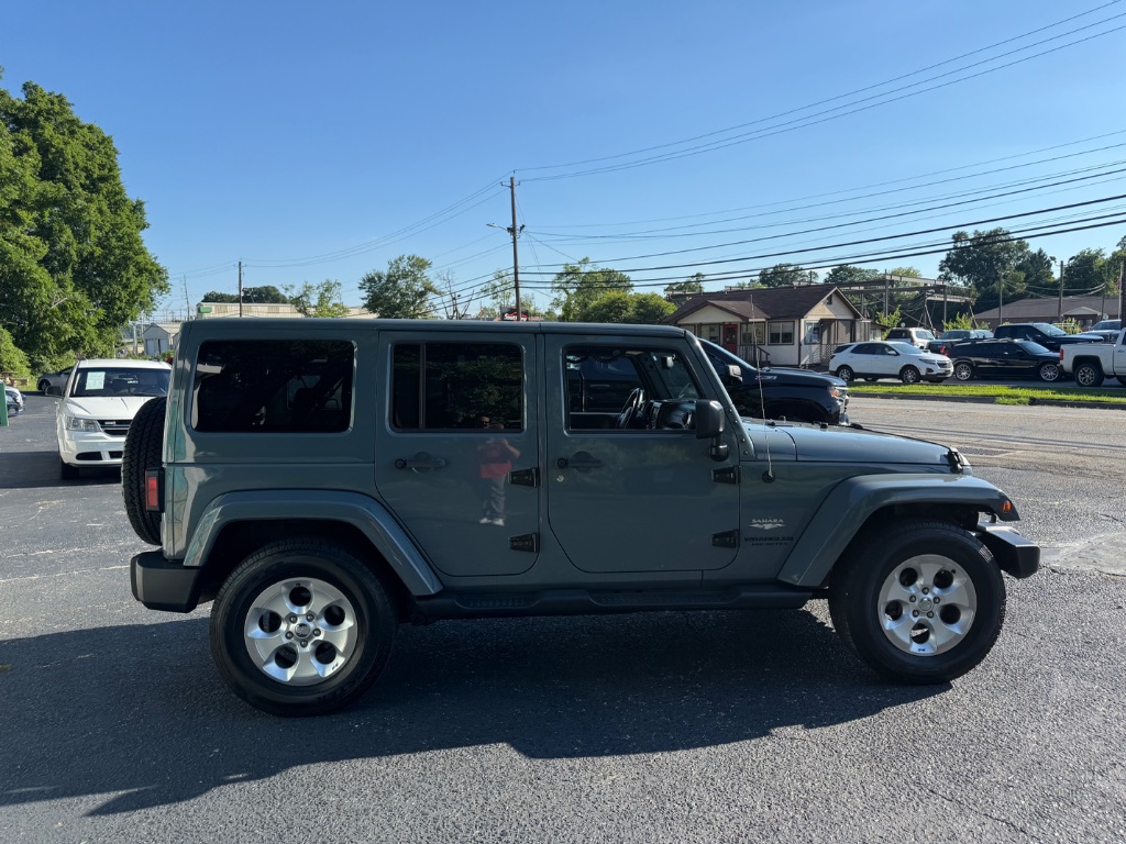 2015 Jeep Wrangler - $9,999