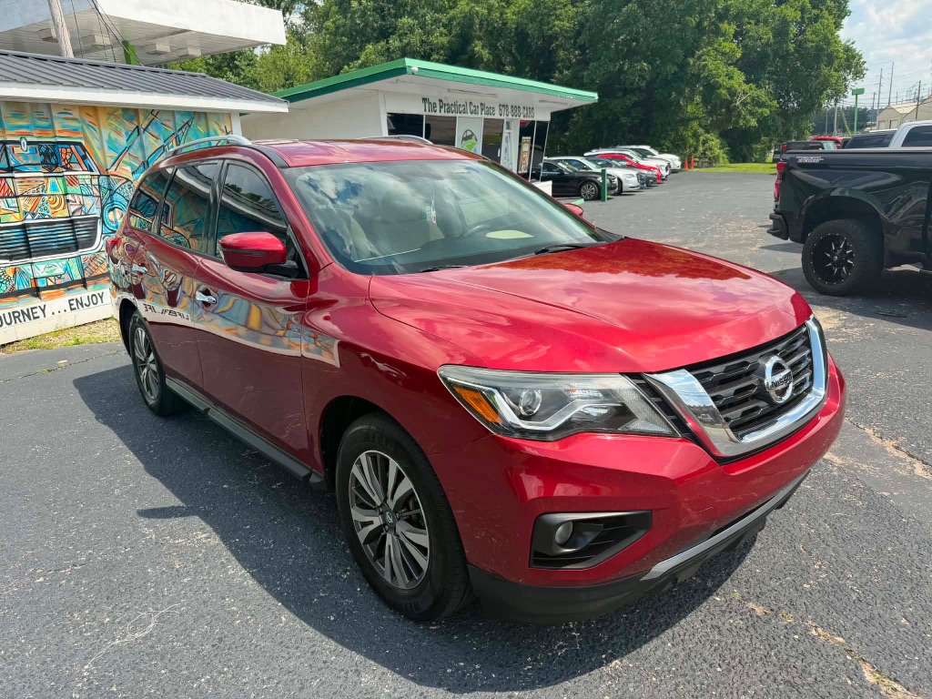 2017 Nissan Pathfinder - $4,999
