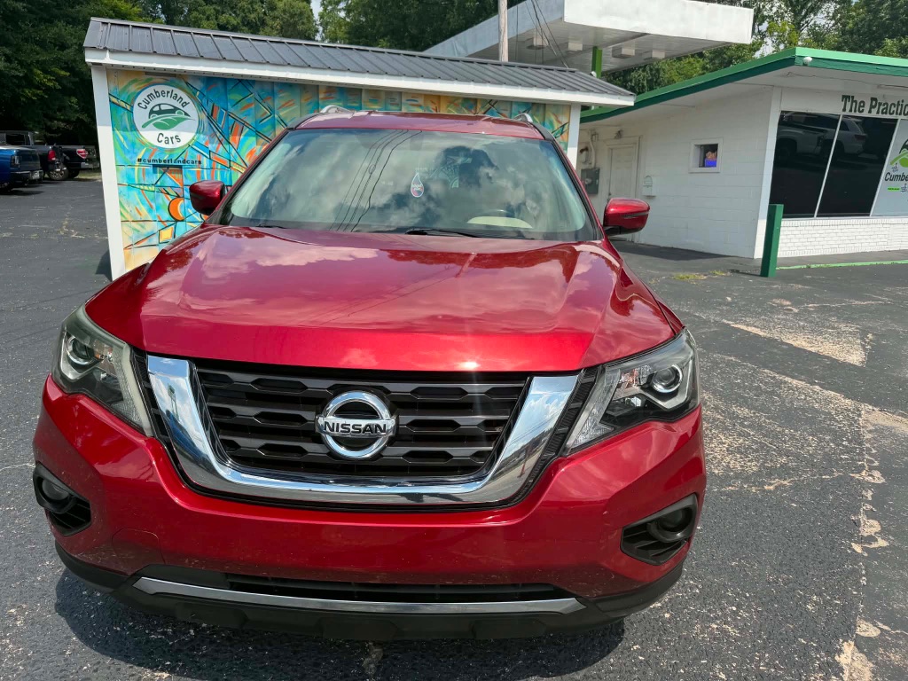 2017 Nissan Pathfinder - $4,999