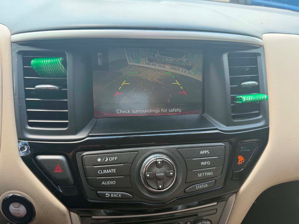 2017 Nissan Pathfinder - $4,999
