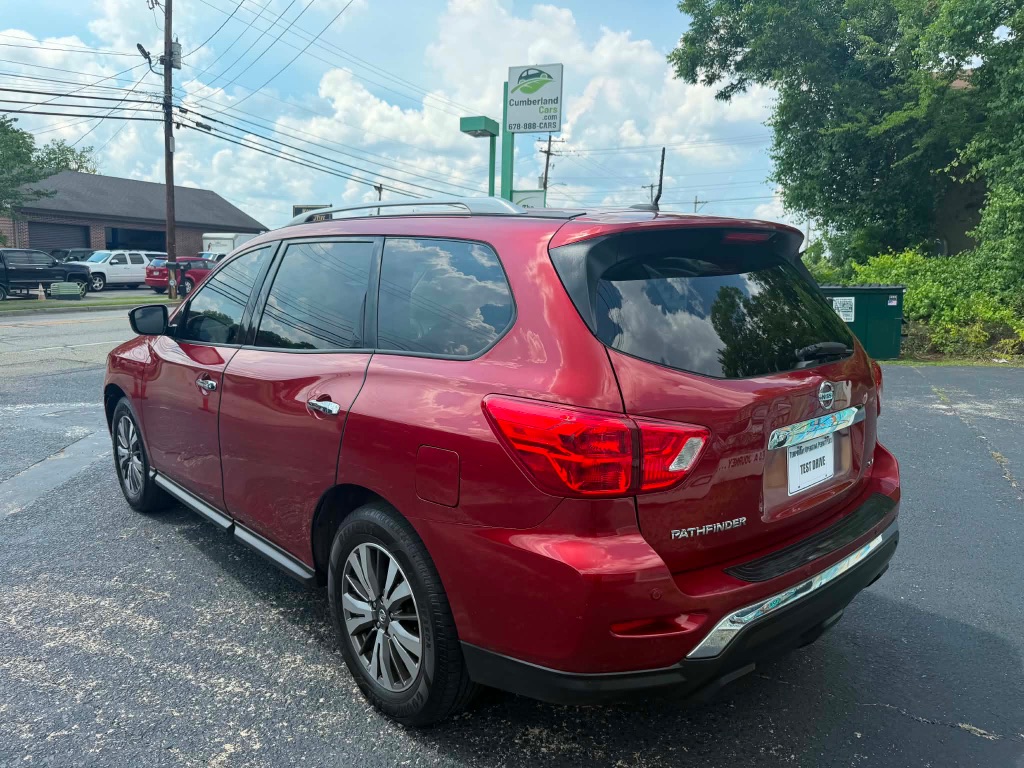 2017 Nissan Pathfinder - $4,999