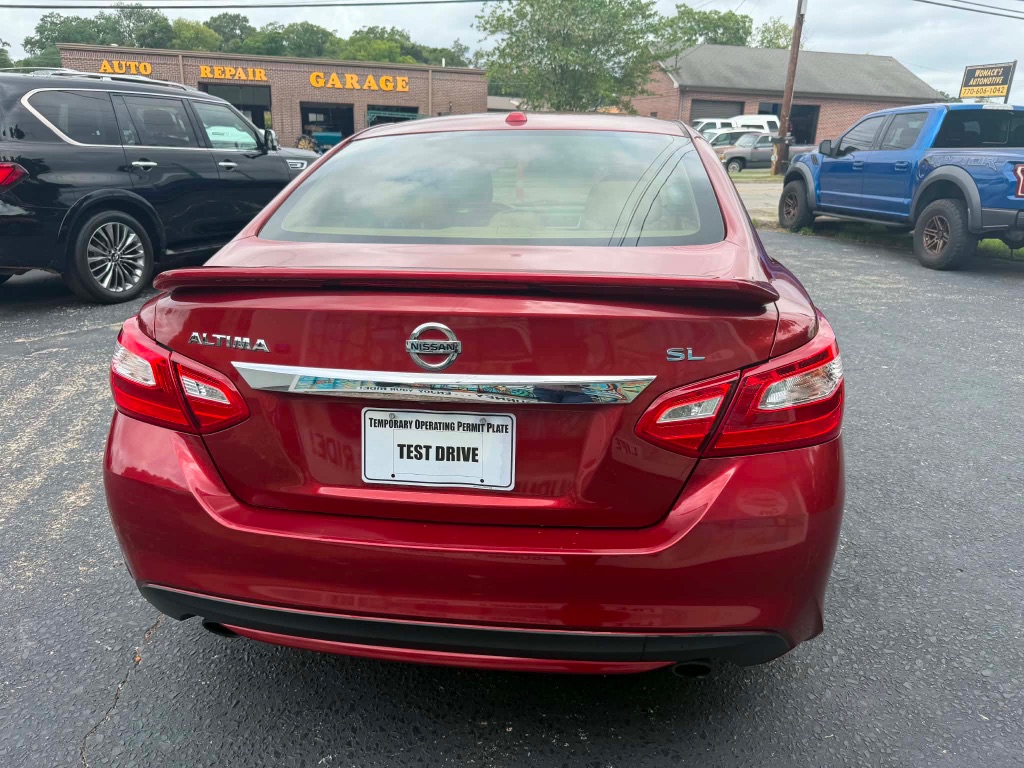 2016 Nissan Altima - $6,999