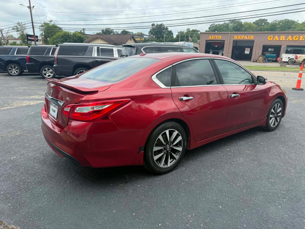 2016 Nissan Altima - $6,999