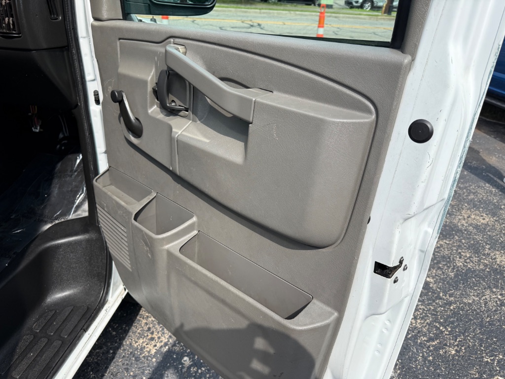 2020 Chevrolet Commercial Vans - $14,999