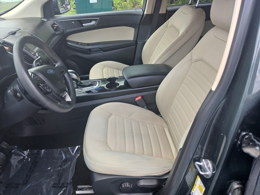 2015 Ford Edge - $6,999