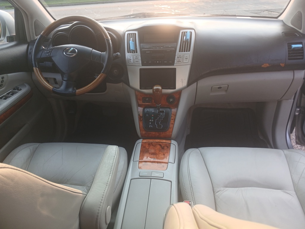 2009 Lexus RX - $7,999