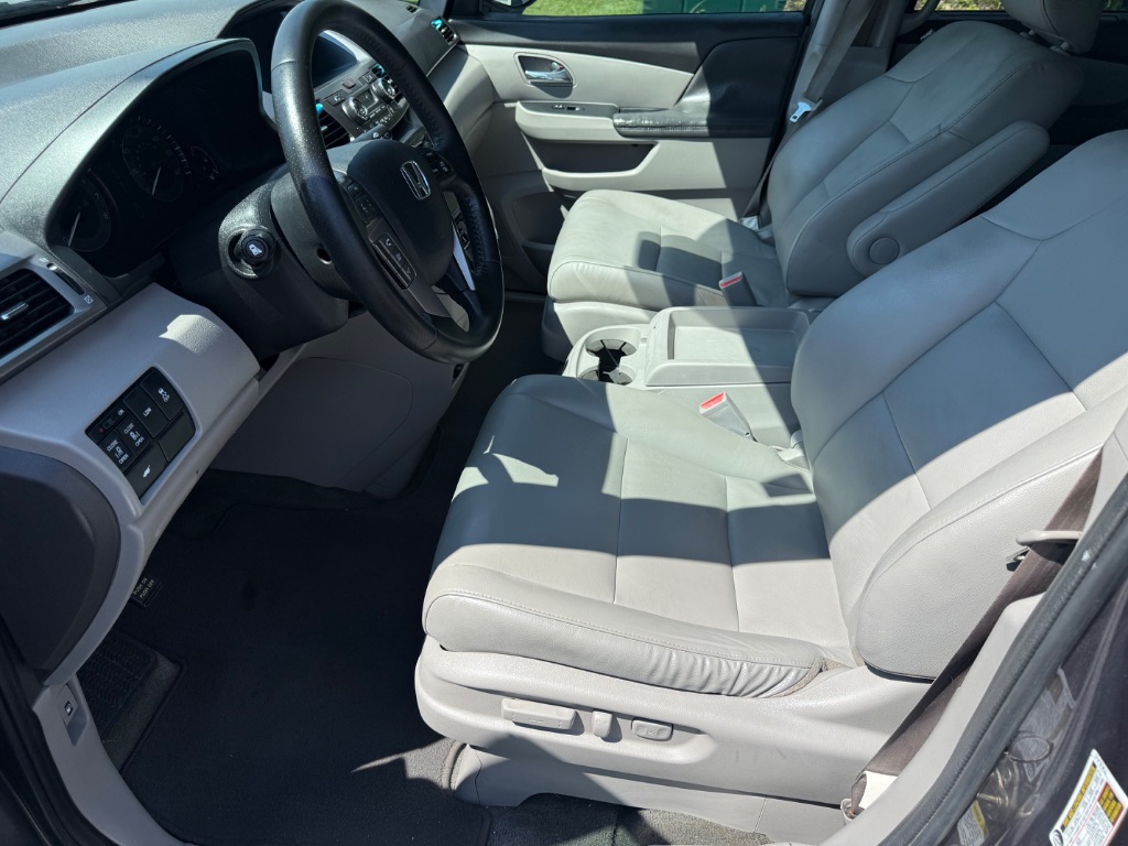 2016 Honda Odyssey - $11,999