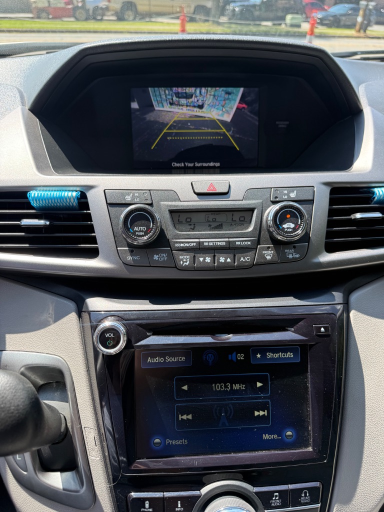 2016 Honda Odyssey - $11,999