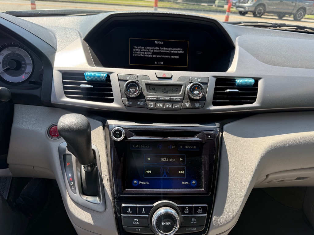 2016 Honda Odyssey - $11,999